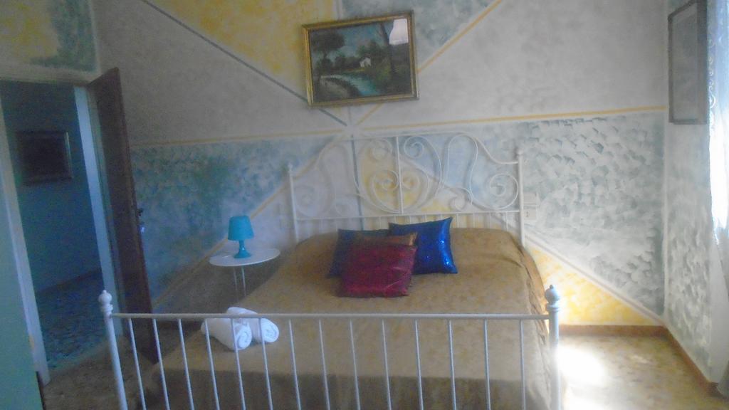 Tropical Bed&Breakfast ルッカ エクステリア 写真