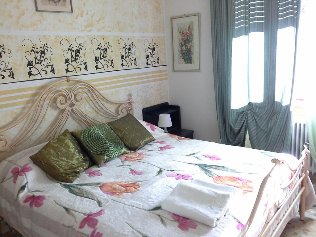 Tropical Bed&Breakfast ルッカ エクステリア 写真