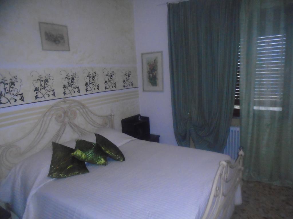 Tropical Bed&Breakfast ルッカ エクステリア 写真