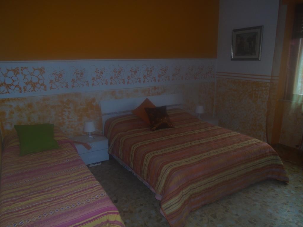 Tropical Bed&Breakfast ルッカ エクステリア 写真